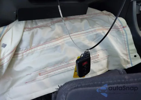 2017 Toyota Corolla Se z USA, uszkodzony, nr VIN 2T1BURHE0HC780116